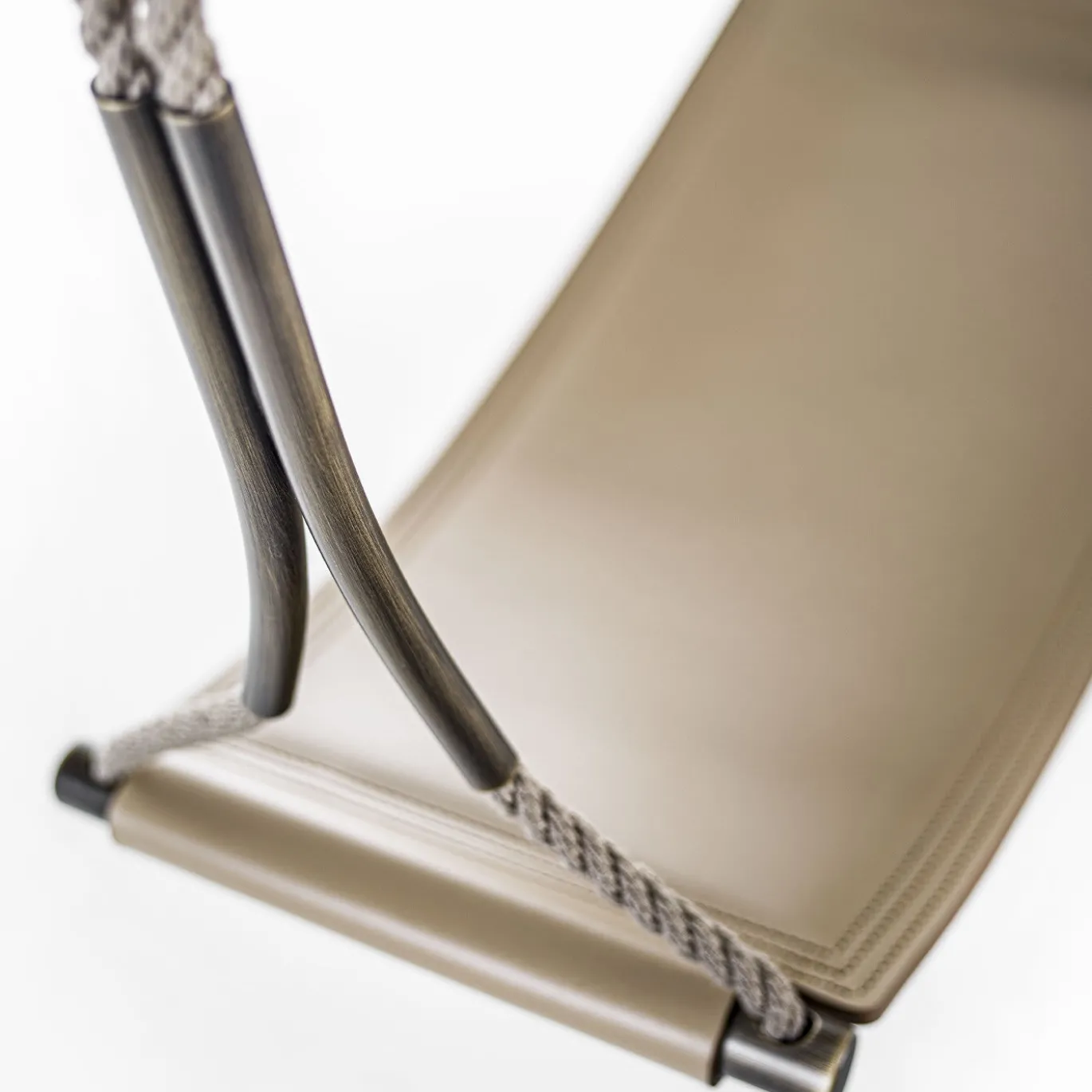 Altalena da interno Priamo Beige