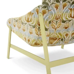 Amaca con sedia a sdraio con motivo beige e verde di Debonademeo Studio