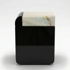 Amo Tavolino Contenitore Nero con top in Onice Verde