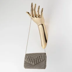 Appendino umano in oro