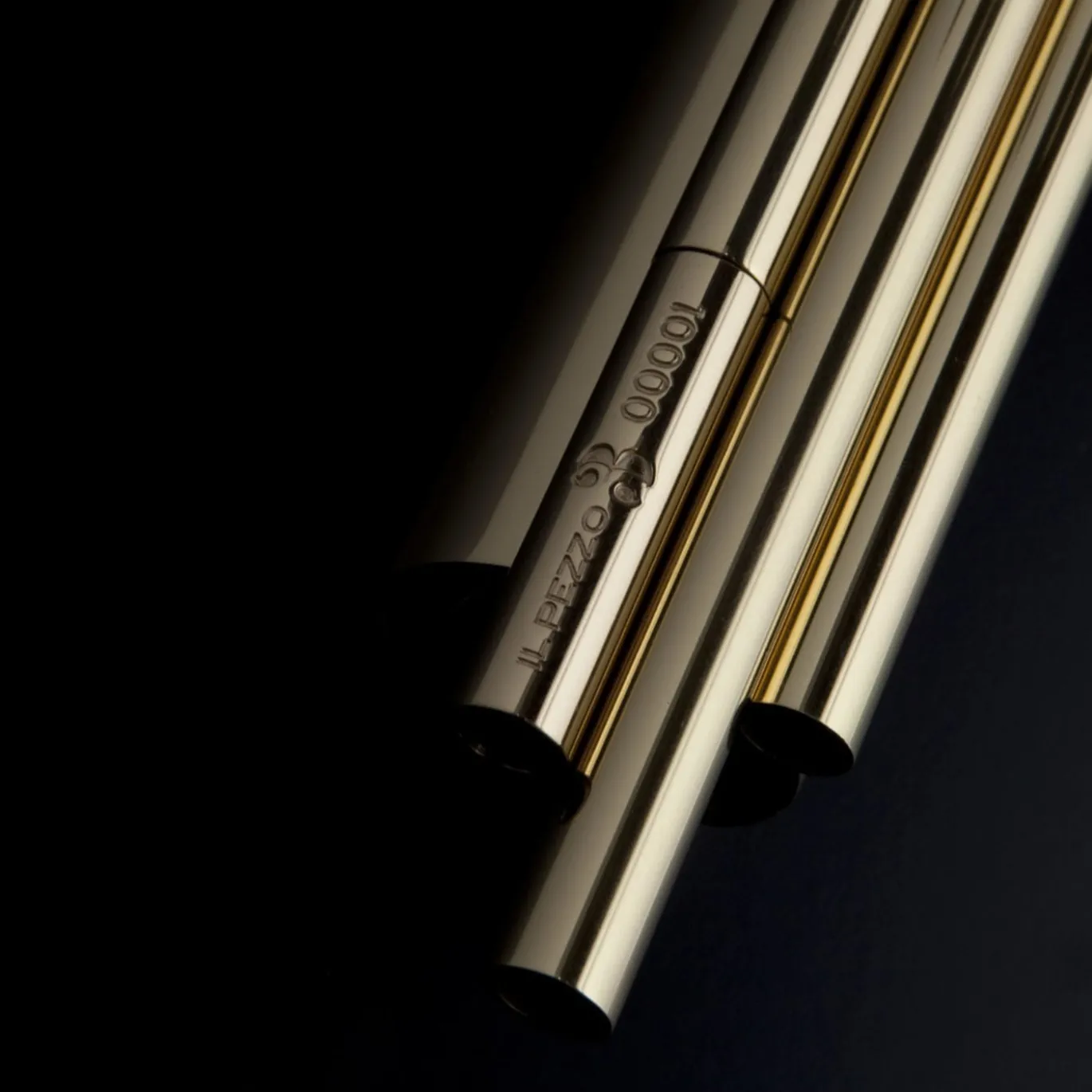 Applique Il Pezzo 3 a 4 luci oro