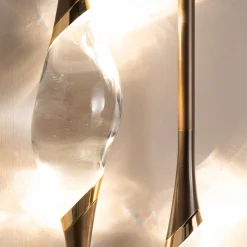 Applique Il Pezzo 12 in bronzo e ottone dorato