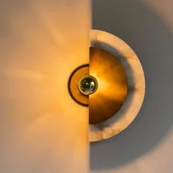 Applique Levante in bronzo e alabastro