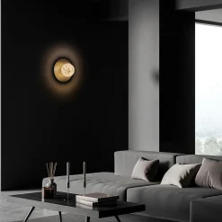 Applique Mini Alabaster Moon in ottone satinato