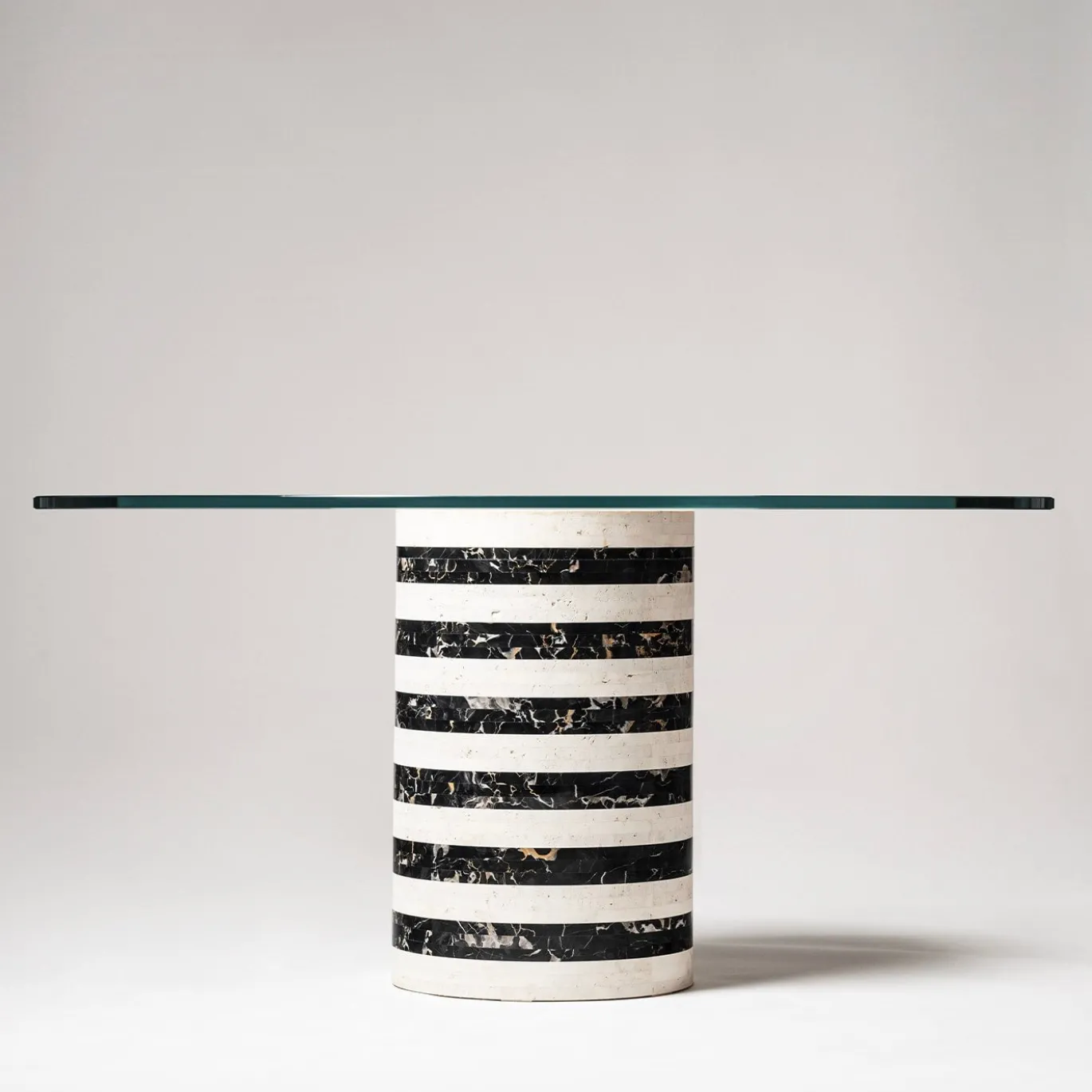 Architexture Living Table 02 di Patricia Urquiola