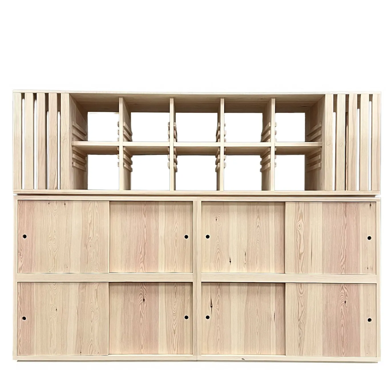 Armadio in legno di pino WA