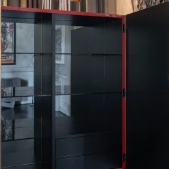 Armadio La Roue nero e rosso