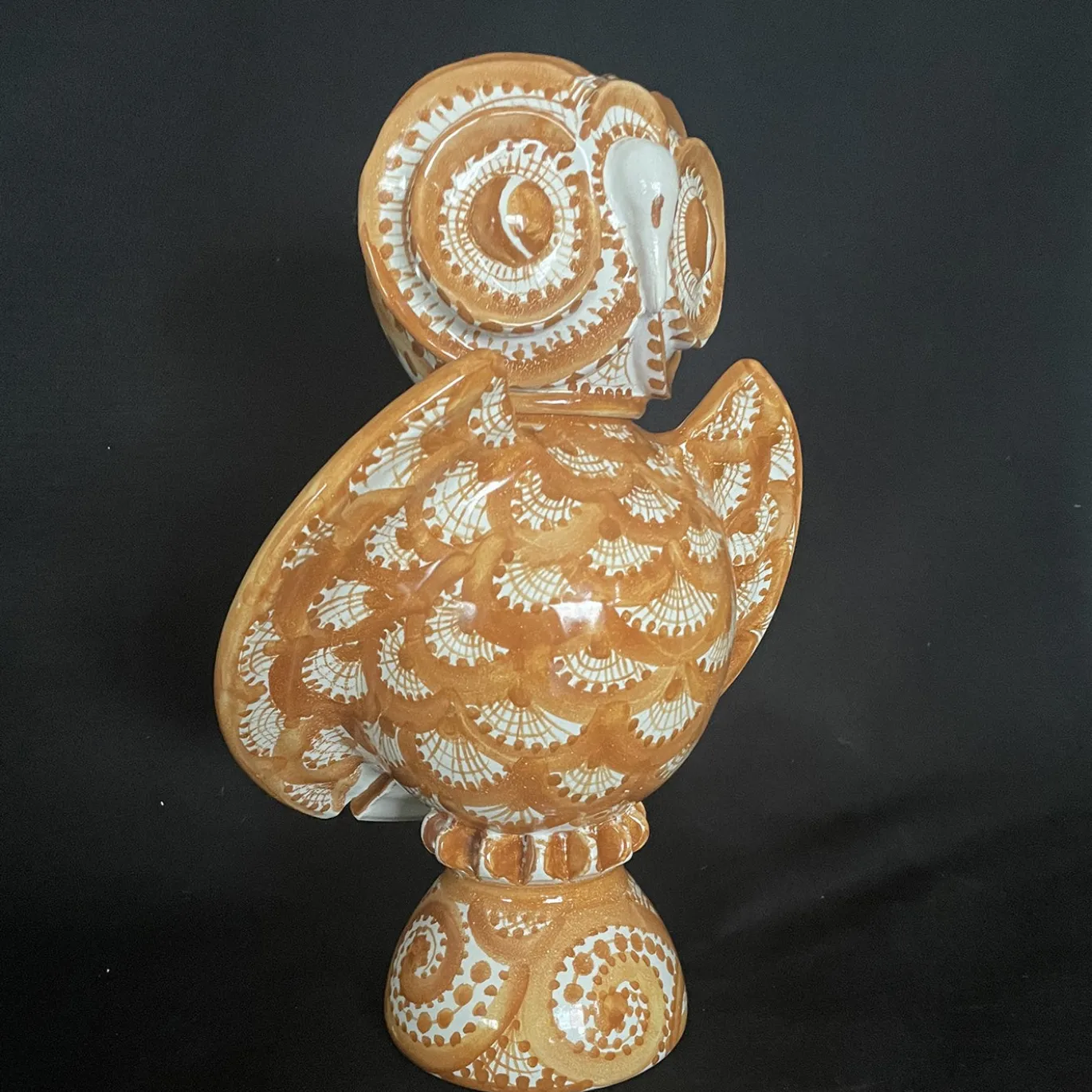 Bottiglia Civetta in ceramica bianca e arancione