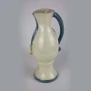 Brocca in ceramica con donna dai capelli blu