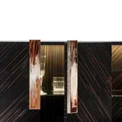 Cabinet in ebano