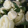 Camilla Roses Composizione floreale finta con vaso