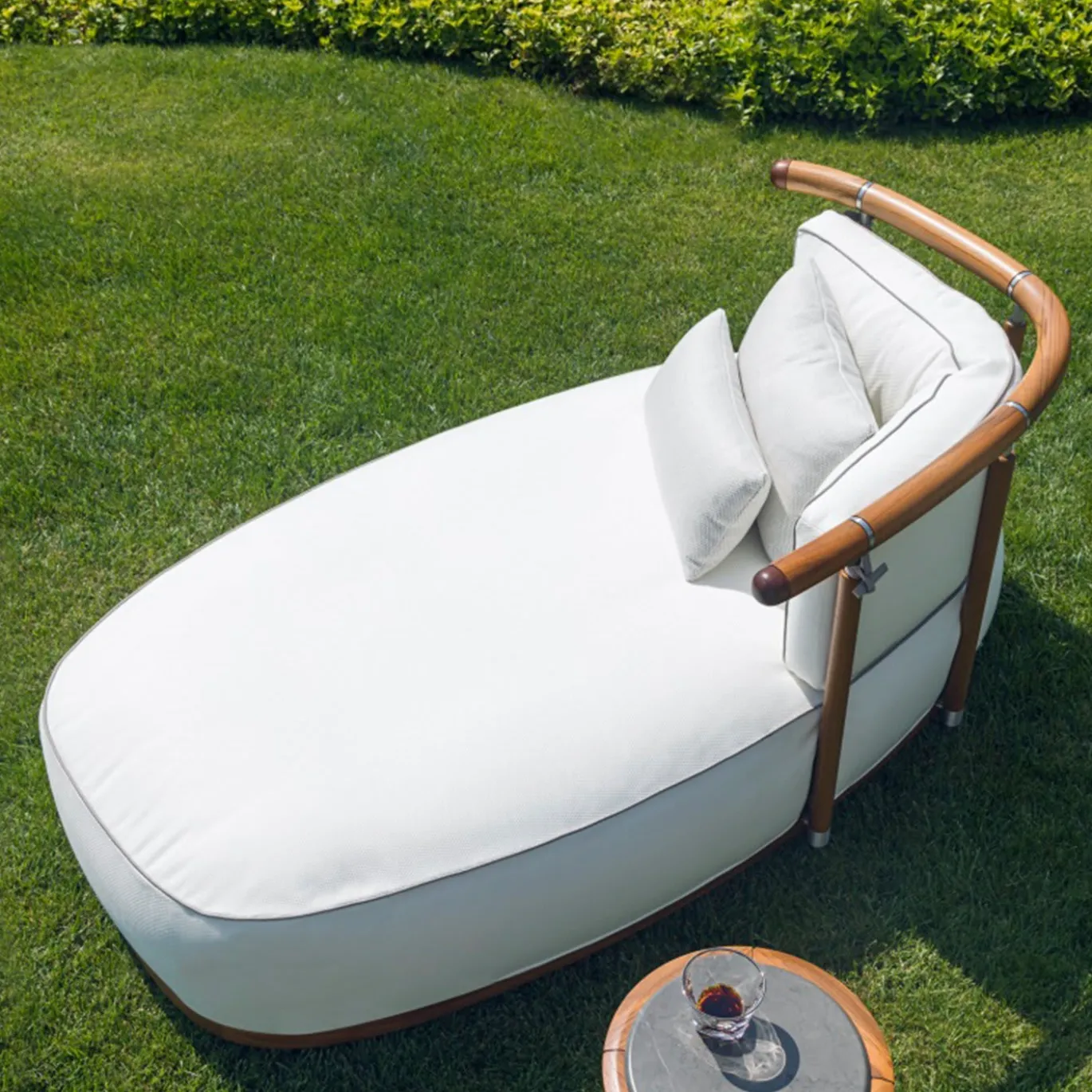 Camomilla Chaise Longue di Giovanna Azzarello