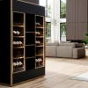 Cantinetta per vini Mathieu in legno nero con illuminazione LED