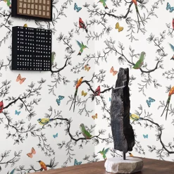 Carta da Parati Whimsical Birds and Butterflies Bianca