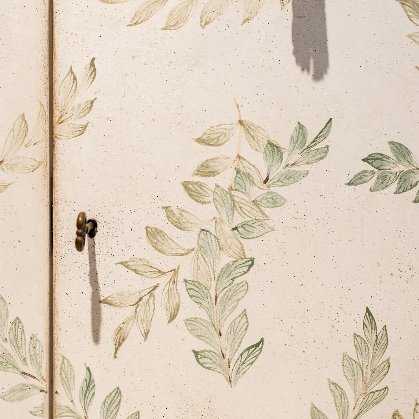 Cassettiera Dorsoduro Bianco Gesso con Motivo Foglie