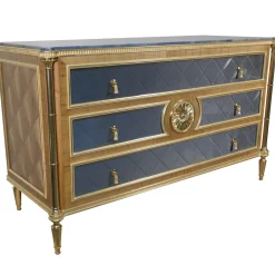 Cassettiera in foglia d'oro