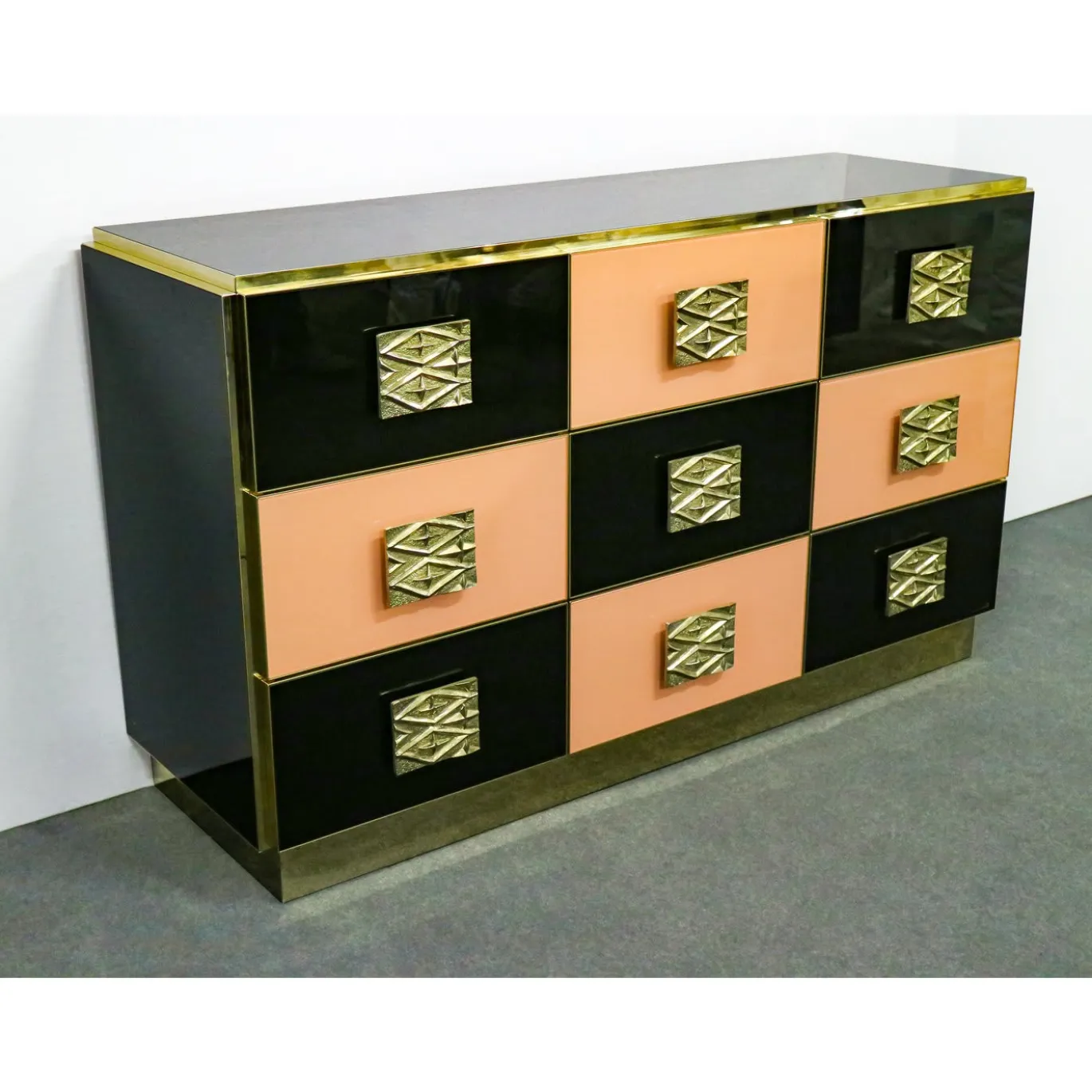 Cassettiera in ottone e legno