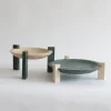 Centrotavola Block Stand Alto in marmo Travertino e Verde Guatemala