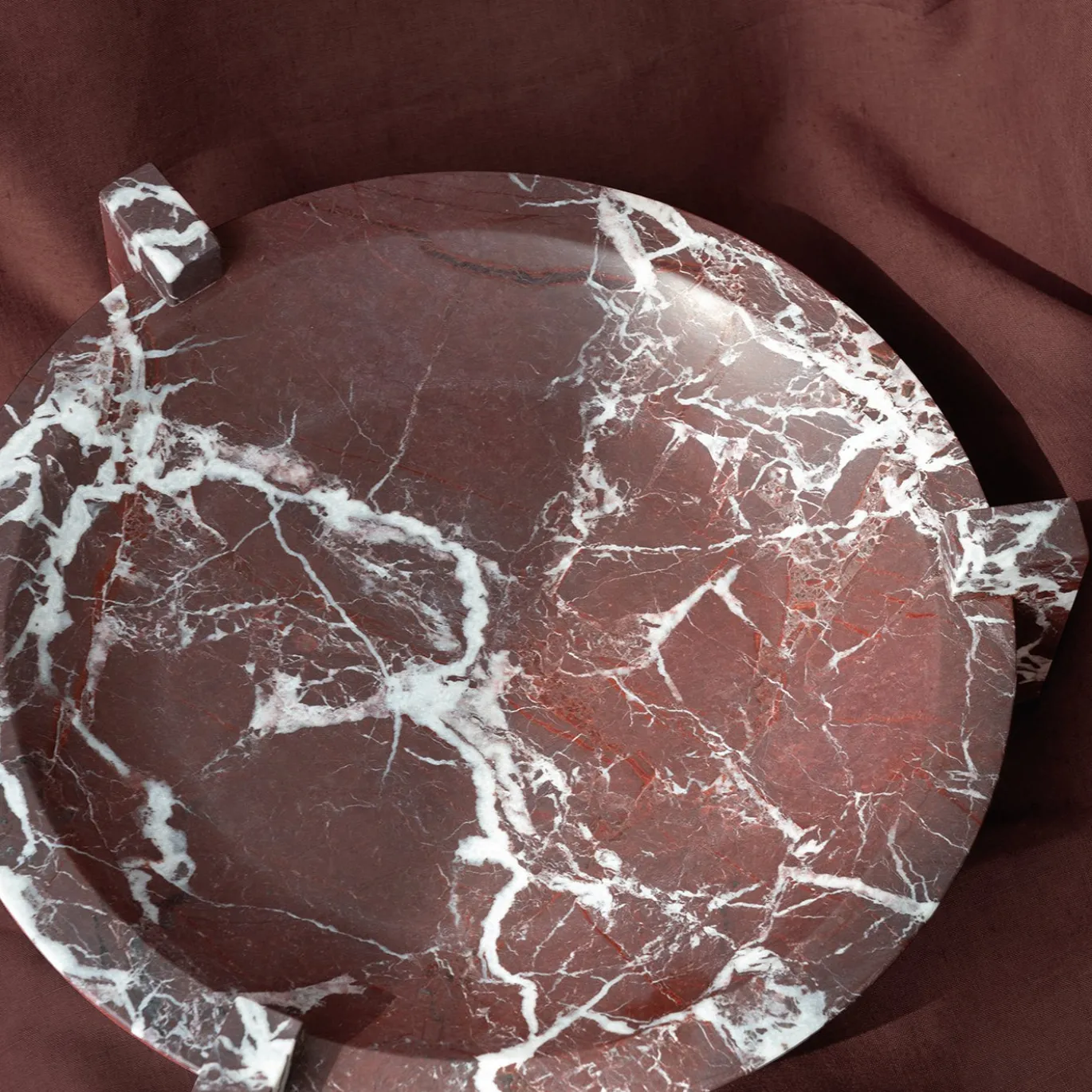 Centrotavola Block Stand basso in marmo Rosso Lepanto