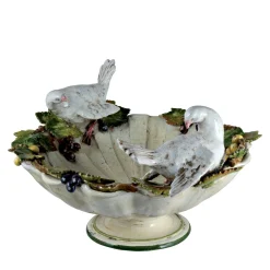 Centrotavola con colombe e uva