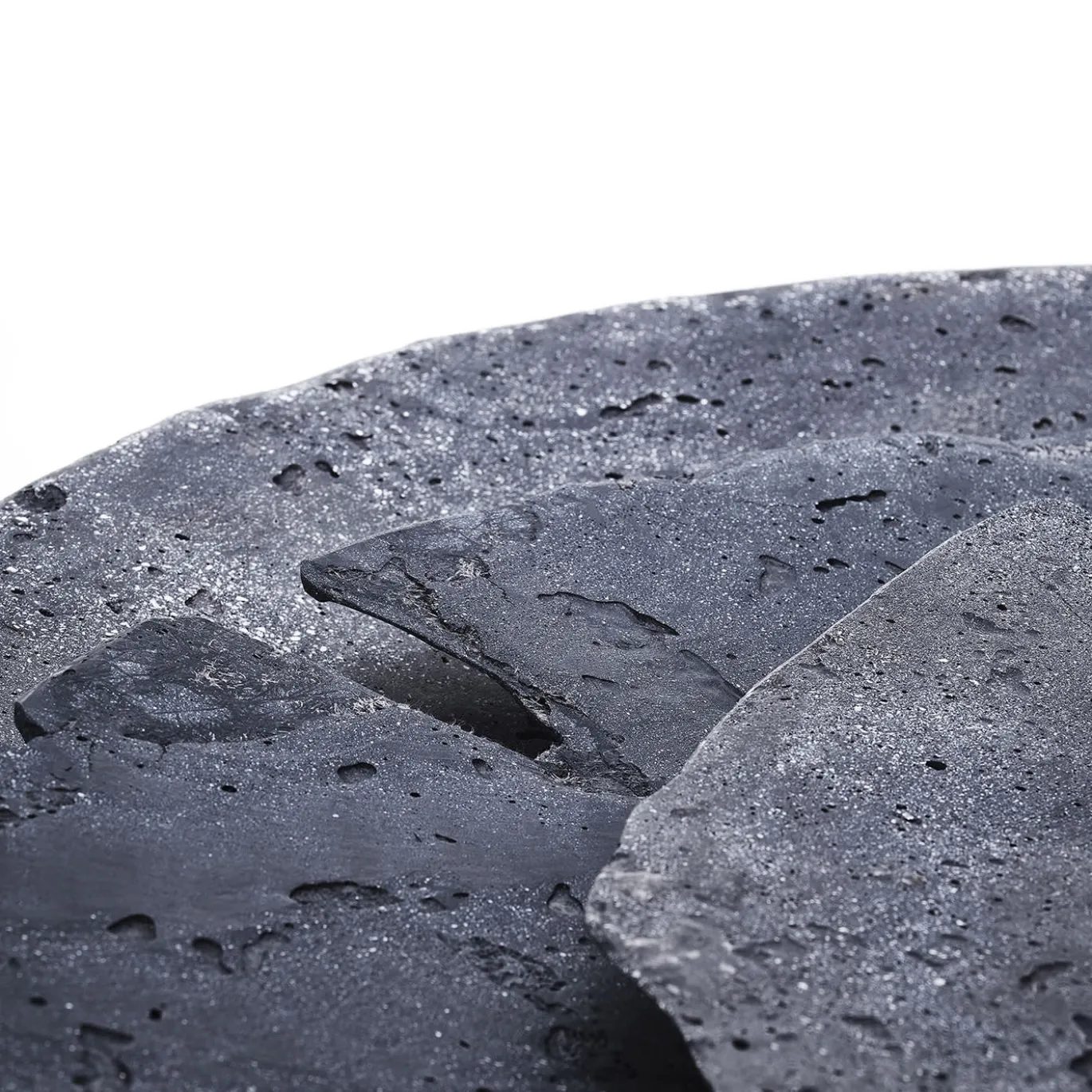 Centrotavola Lava Forata in Glebanite Nera