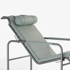 Chaise Longue Genni in pelle verde con pouf di Gabriele Mucchi
