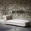 Chaise longue scanalata in tessuto beige Periscopio di Studiopepe