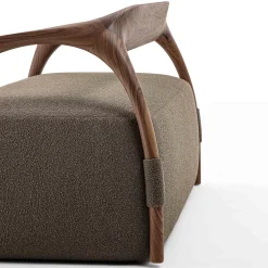 Chassis Divano con Struttura in Legno e Rivestimento in Tessuto Marrone