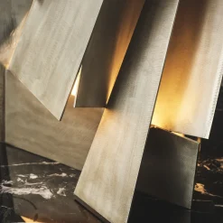 CL2076 Scultura illuminata