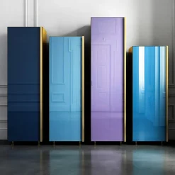 Colonna 01 Set di 4 armadietti blu