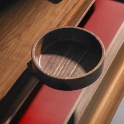 Comò a 5 cassetti Overlooking di Lorenzo Damiani