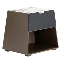 Comodino Mirzam in legno con piano in marmo di Carrara bianco