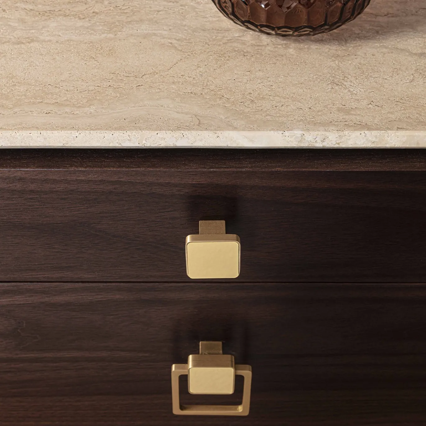 Comodino Nara marrone in legno