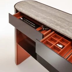Console Collectionist con piano in marmo travertino grigio