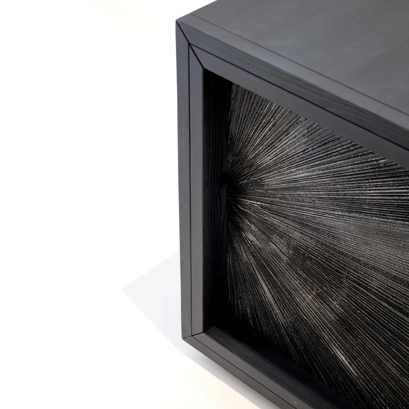 Console in Abete Nero Sun Hole