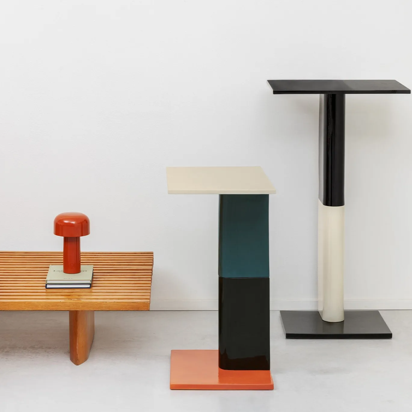 Console in ceramica nera e bianca Rivington 90 di Edward Barber e Jay Osgerby