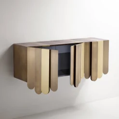 Console in ottone Xilo 150 di Design Delineo Design Studio