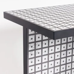 Console T-Profile di David e Nicolas Studio