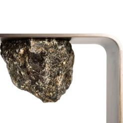 Consolle Agment con pietre di labradorite grezza di CTRLZAK