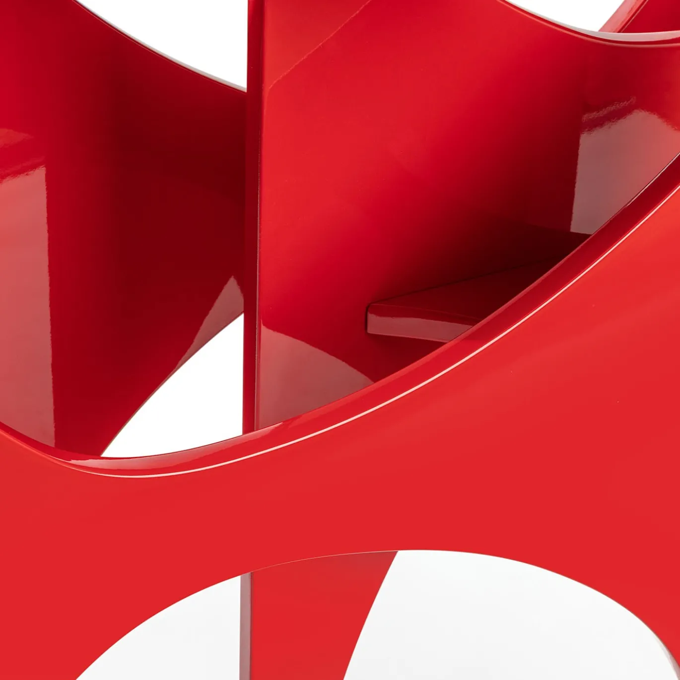 Consolle in MDF Laccato Rosso in Omaggio a Paolo Scheggi