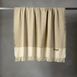 Coperta Hela con frange sabbia e beige