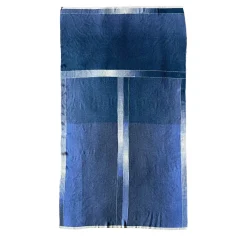 Coperta Madori Ao Blue di Stormo Studio