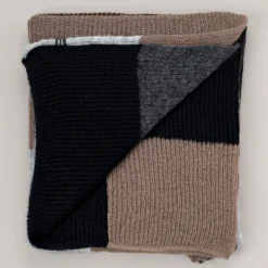 Coperta Moh Sottobosco dai toni neutri di Emilio Salvatore Leo