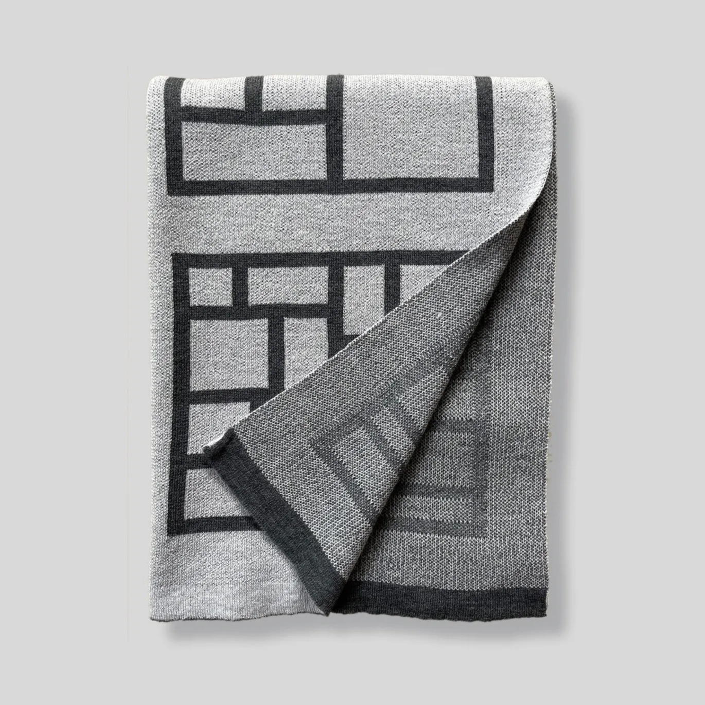 Coperta nera Insula di V. Mancini e P. Iaconantonio