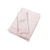 Coperta per neonati in 100% cashmere color crema e rosa tenue con frange corte