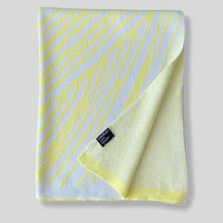 Coperta Tratto Bio giallo neon e bianco di Emilio Salvatore Leo