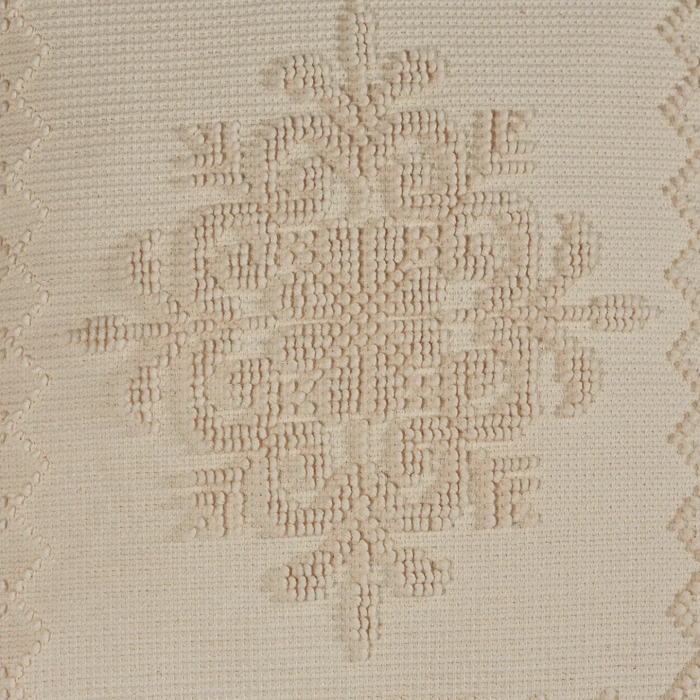 Copricuscino quadrato beige Pistoccu #2