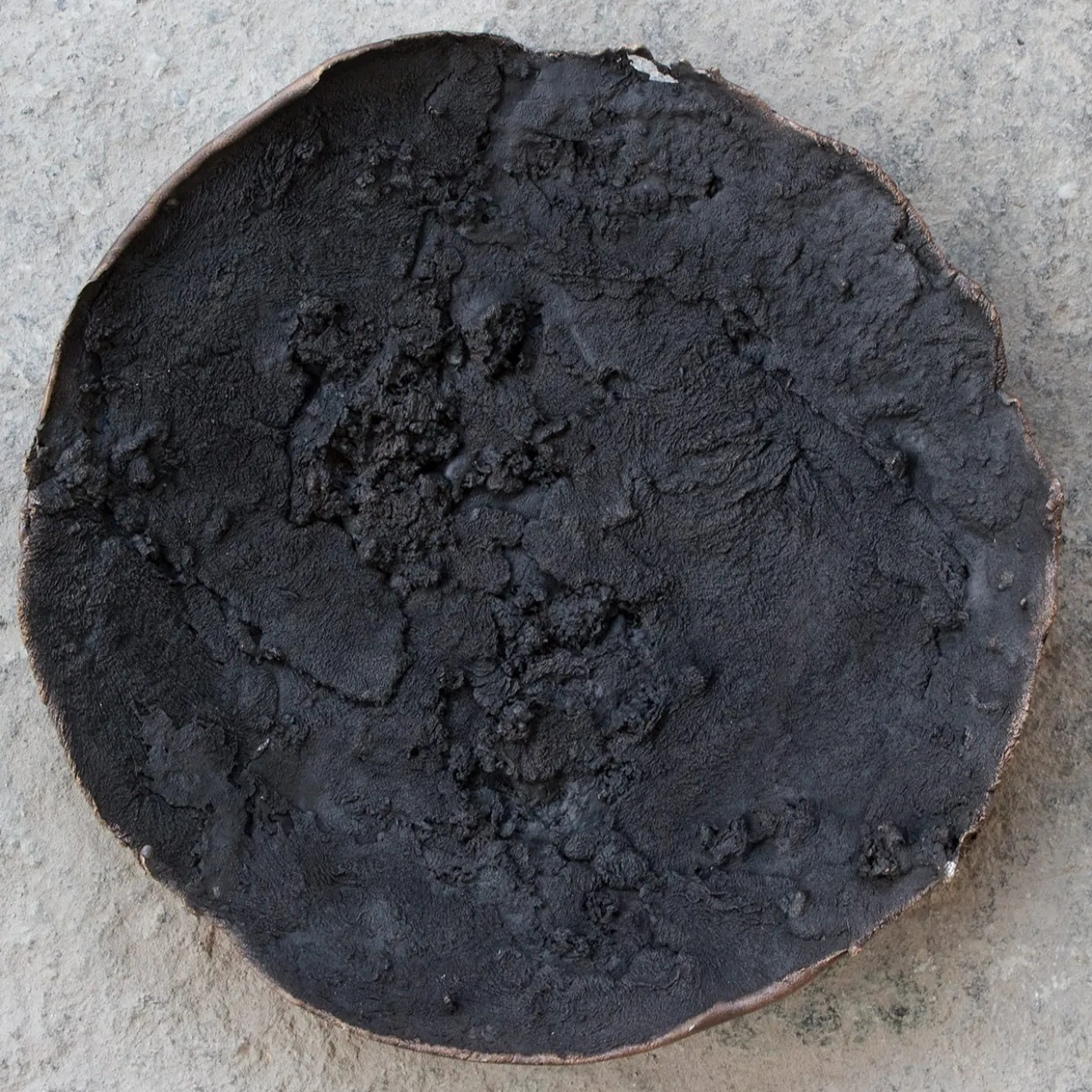 Cratere Centrotavola in Bronzo Fuso con Patina Nera