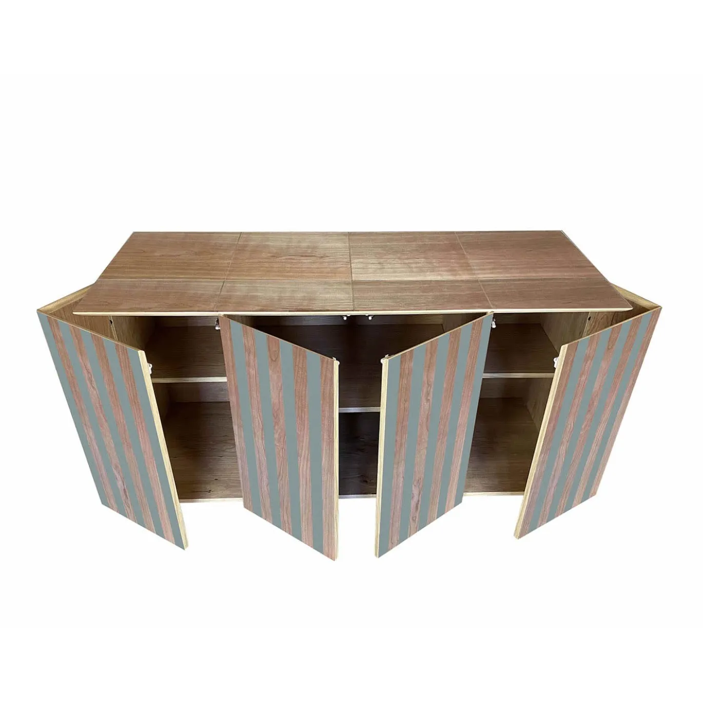 Credenza a 4 ante a righe Md3 di Meccani Studio