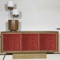 Credenza a 3 ante in velluto rosso di Mascia Meccani